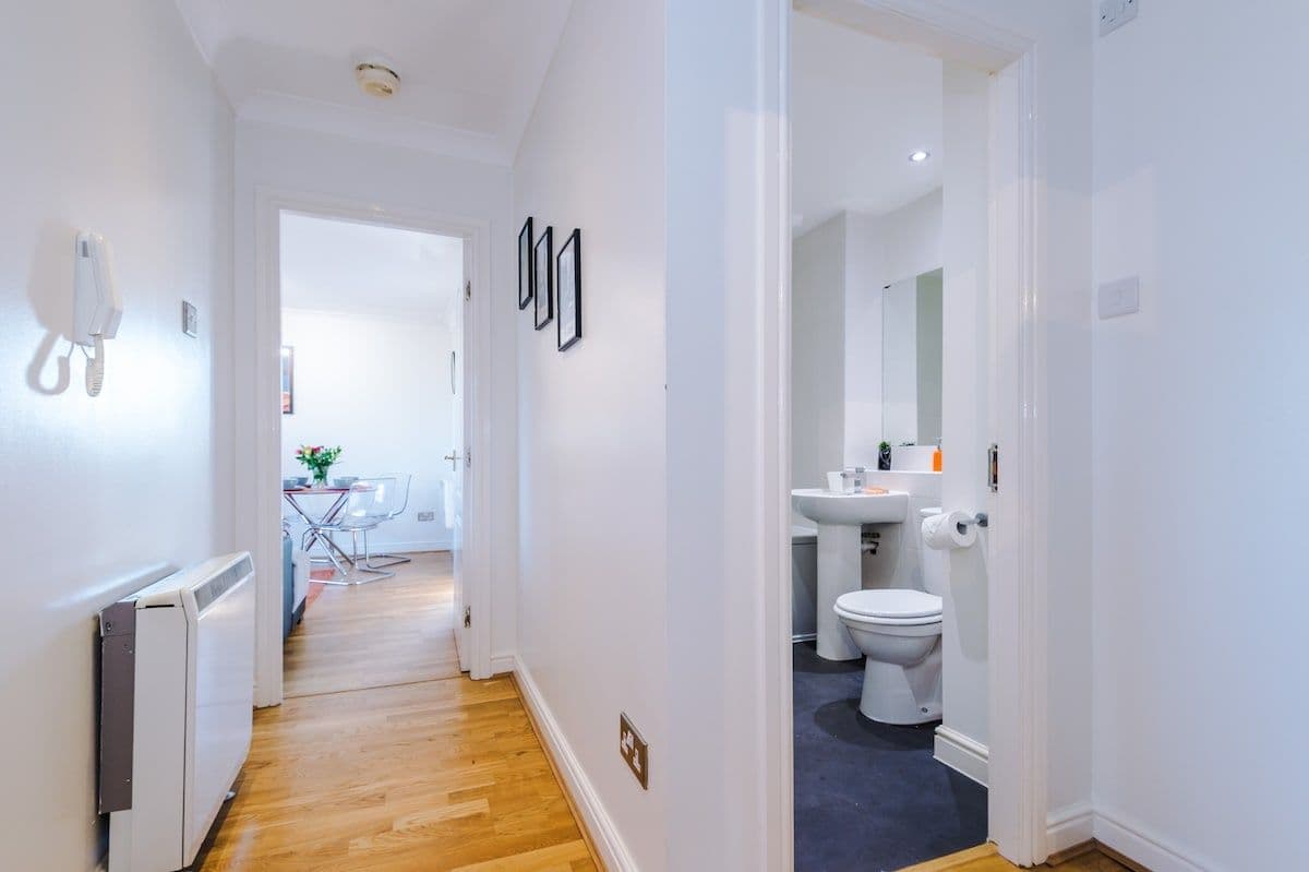 Comfy & Convenient 2BR Apartment Near Chester