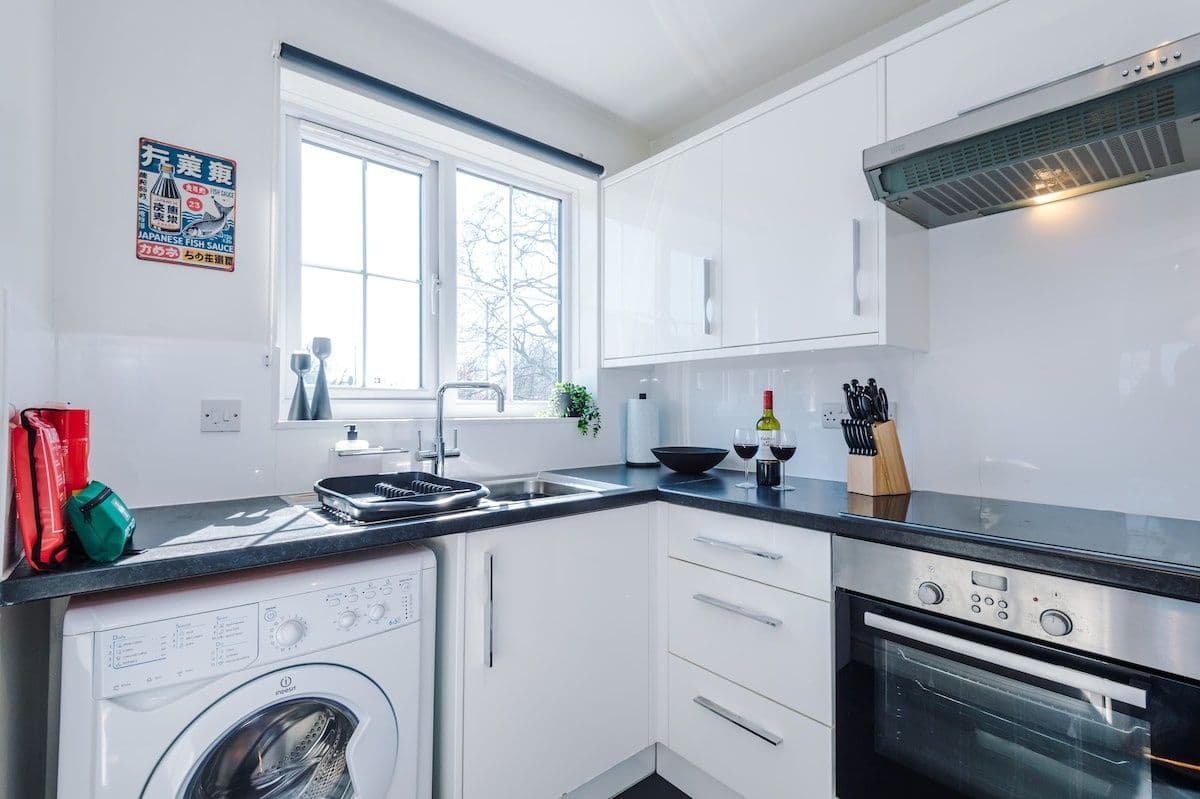 Comfy & Convenient 2BR Apartment Near Chester