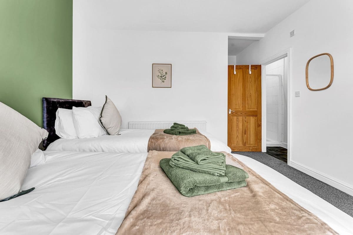 Long stay | Contractor | Airbus | 3 bed | 2 bath