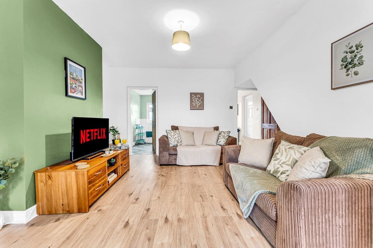 Long stay | Contractor | Airbus | 3 bed | 2 bath