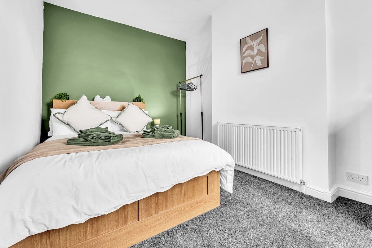 Long stay | Contractor | Airbus | 3 bed | 2 bath