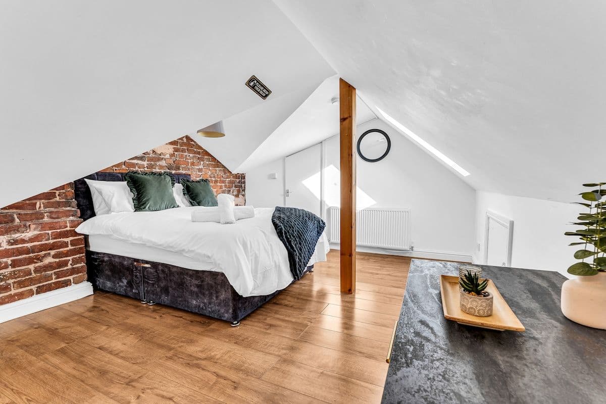 Spacious | Contractor | 6 BD | 2.5 BTH | Sleep 14