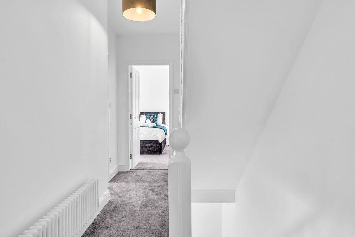 Spacious | Contractor | 6 BD | 2.5 BTH | Sleep 14