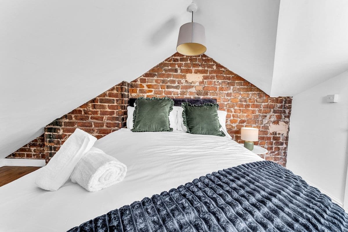 Spacious | Contractor | 6 BD | 2.5 BTH | Sleep 14