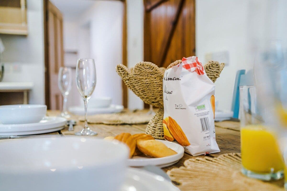 Welcoming 4BR Home Crew Stays & Family | Sleeps 7